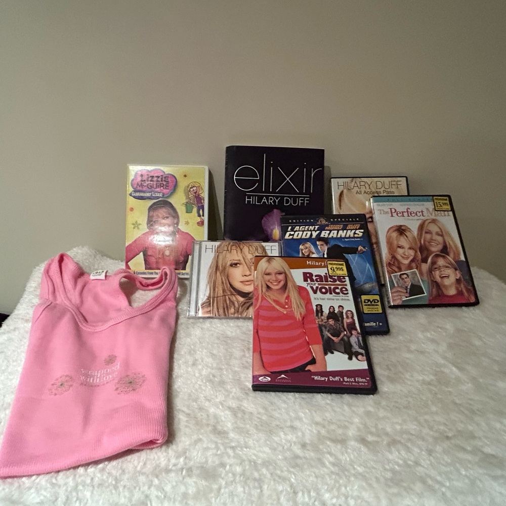 Hillary Duff Collection - Picture 3 of 16